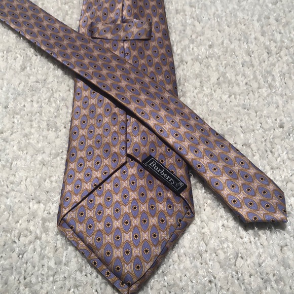 Burberry Other - Burberry 100% Silk Tie